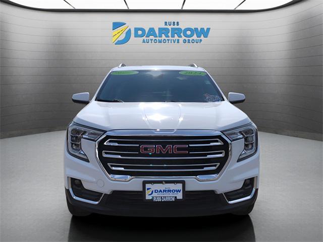 Photo of 2024 Summit White GMC Terrain