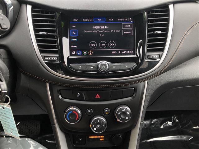 Photo of 2022 Midnight Blue Metallic Chevrolet Trax