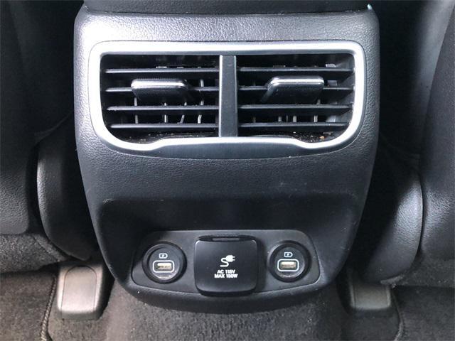 Photo of 2022 Shimmering Silver Hyundai SANTA FE