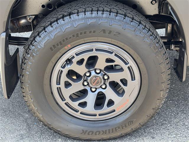 Photo of 2025 Gray Nissan Frontier