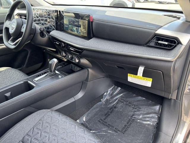 Photo of 2025 Gun Met Nissan Kicks