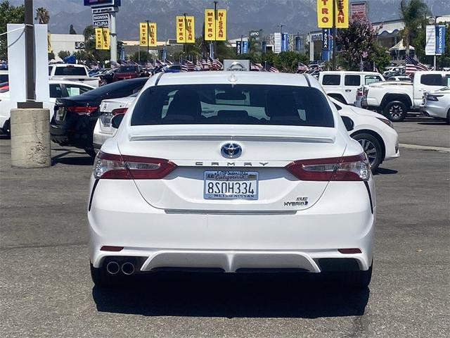 Photo of 2020 Super White Toyota Camry