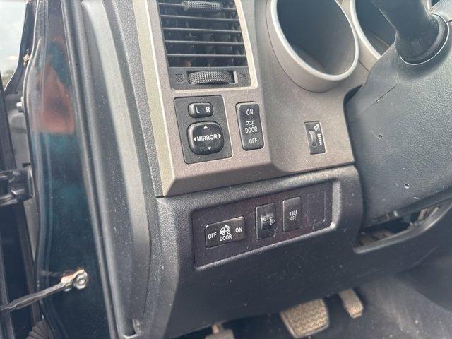 Photo of 2011 Black Toyota Tundra