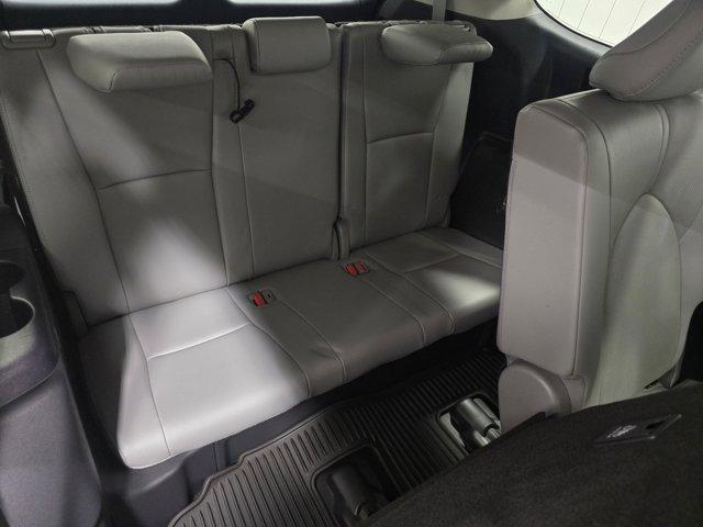 Photo of 2020 Moon Dust Toyota Highlander Hybrid