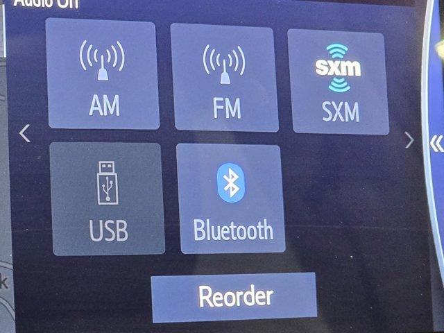 Photo of 2020 Moon Dust Toyota Highlander Hybrid