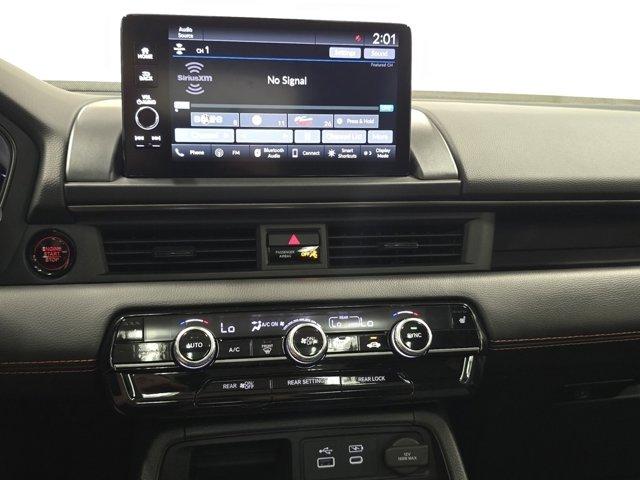 Photo of 2023 Diffused Sky Pearl Honda Pilot