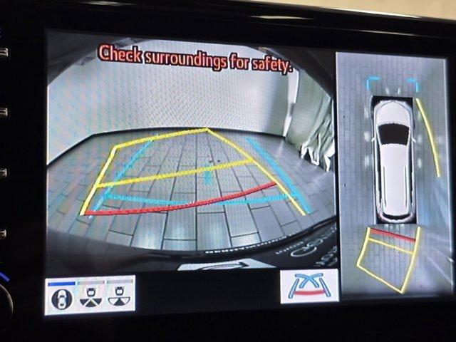 Photo of 2023 Midnight Toyota Sienna