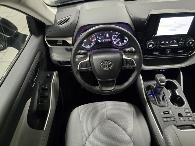 Photo of 2024 Black Toyota Highlander