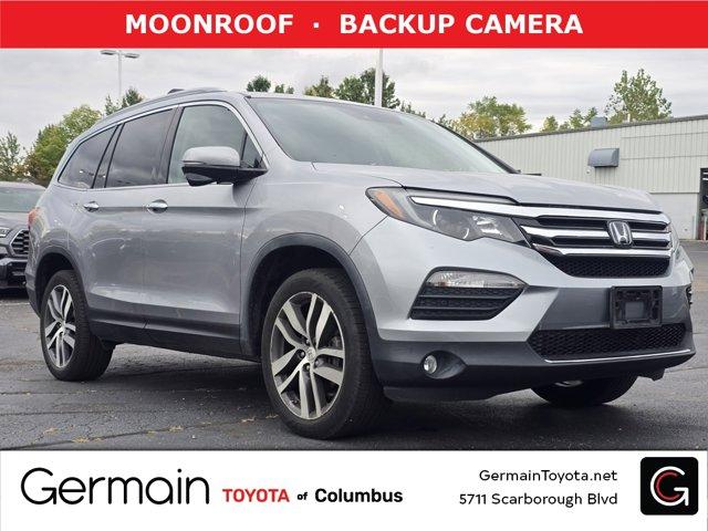 Photo of 2017 Gray Honda Pilot