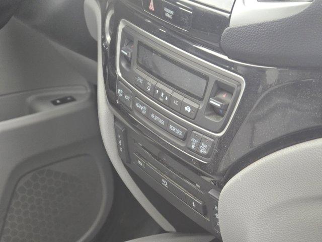 Photo of 2017 Gray Honda Pilot