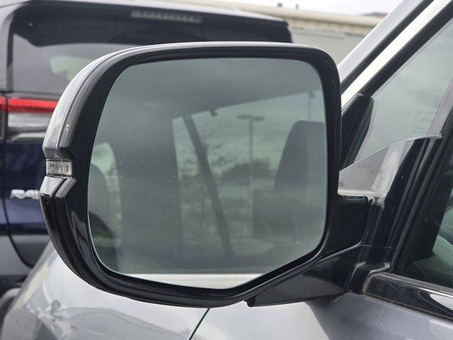 Photo of 2017 Gray Honda Pilot