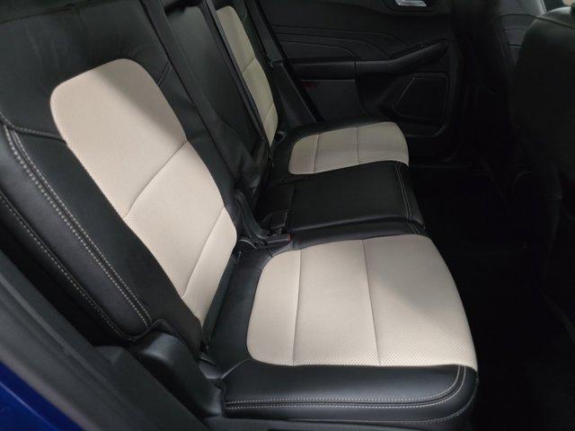 Photo of 2022 Atlas Blue Metallic Ford Escape