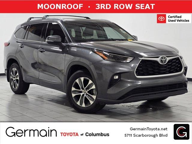 Photo of 2022 Magnetic Gray Metallic Toyota Highlander