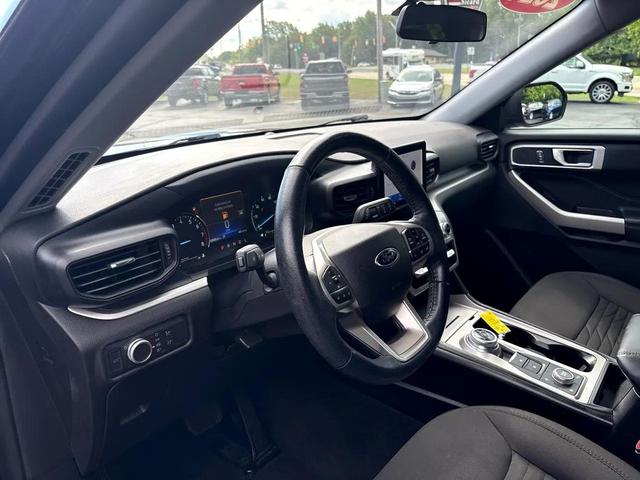 Photo of 2021 Agate Black Metallic Ford Explorer