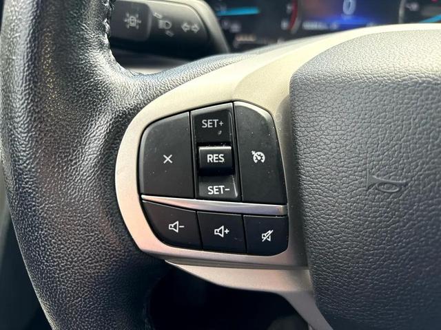 Photo of 2021 Agate Black Metallic Ford Explorer