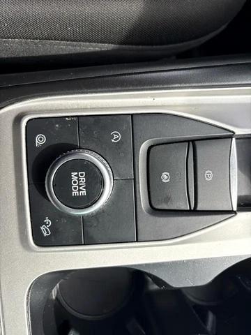 Photo of 2021 Agate Black Metallic Ford Explorer