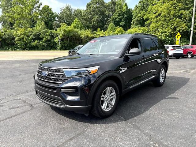 Photo of 2021 Agate Black Metallic Ford Explorer