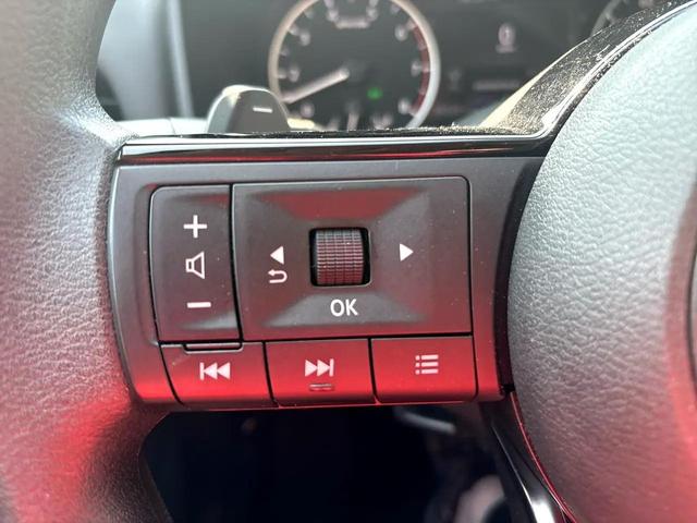 Photo of 2023 Gray Nissan Rogue