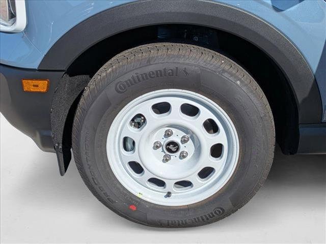 Photo of 2025 Azure Gray Metallic Tri-Coat Ford Bronco Sport