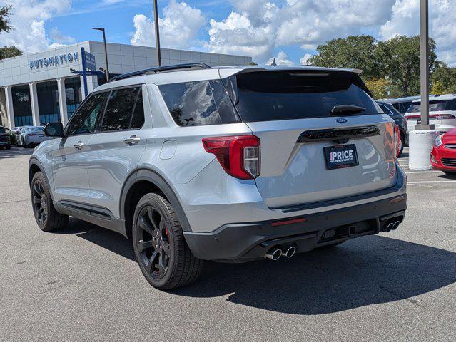 Photo of 2020 Iconic Silver Metallic Ford Explorer