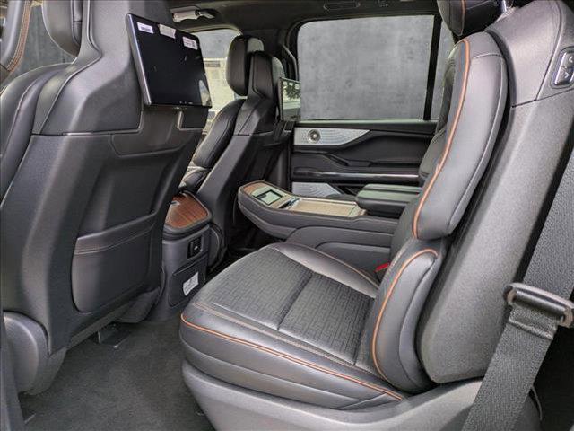 Photo of 2025 Sunrise Copper Metallic Pearlcoat Lincoln Navigator