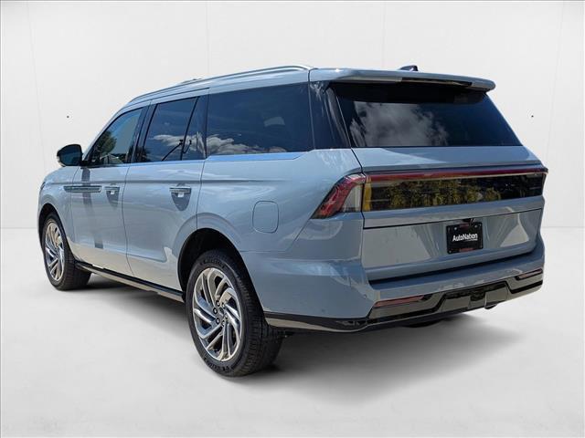 Photo of 2025 Gray Mist Metallic Tri-Coat Lincoln Navigator