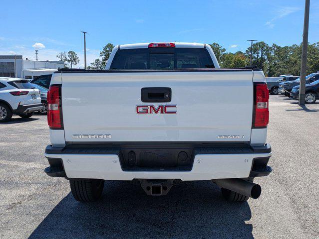 Photo of 2015 Summit White GMC Sierra 2500