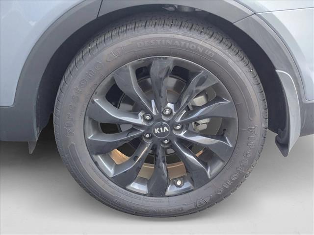 Photo of 2020 Everlasting Silver Kia Sorento