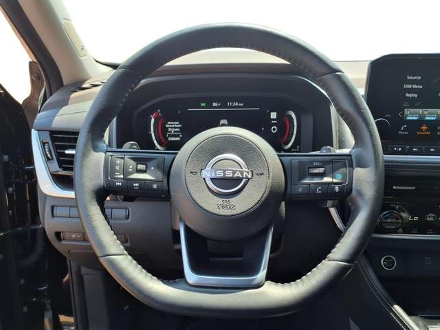 Photo of 2023 Black Nissan Rogue