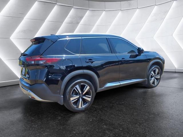 Photo of 2023 Black Nissan Rogue