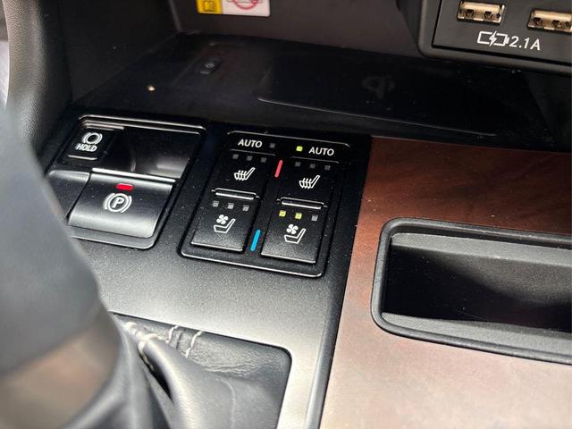 Photo of 2022 Nebula Gray Pearl Lexus RX 350