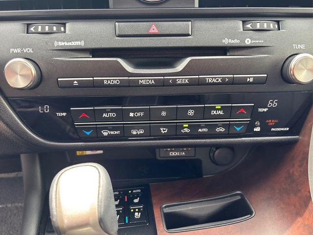 Photo of 2022 Nebula Gray Pearl Lexus RX 350