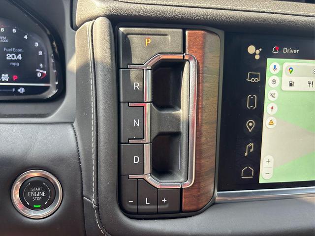 Photo of 2024 White Frost Tricoat GMC Yukon