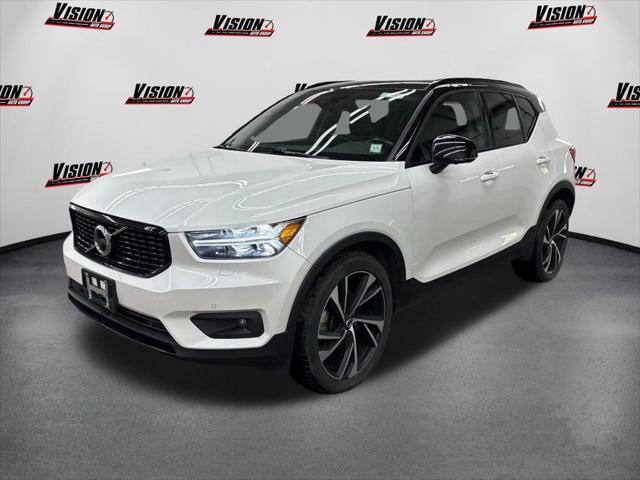 2021 Volvo XC40