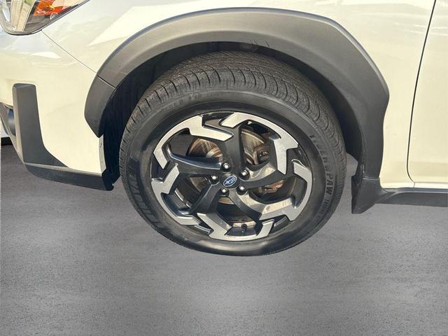 Photo of 2022 Crystal White Pearl Subaru Crosstrek
