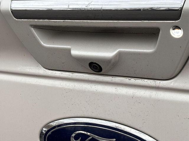 Photo of 2018 White Platinum Ford F-150