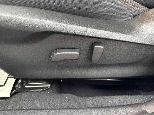 Photo of 2023 Ice Silver Metallic Subaru Crosstrek