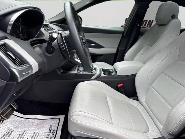 Photo of 2024 Eiger Gray Metallic Jaguar E-PACE