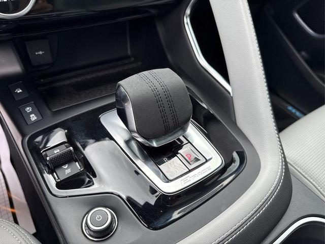 Photo of 2024 Eiger Gray Metallic Jaguar E-PACE
