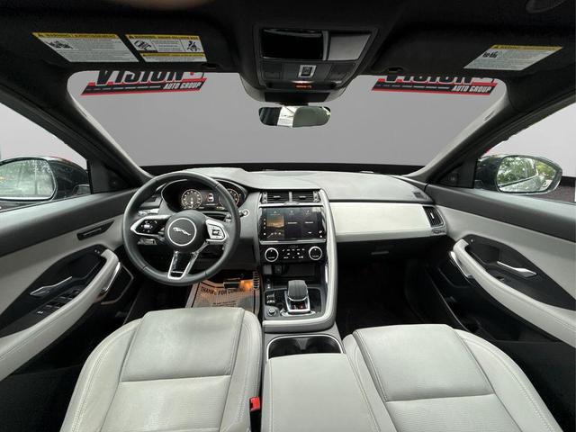 Photo of 2024 Eiger Gray Metallic Jaguar E-PACE