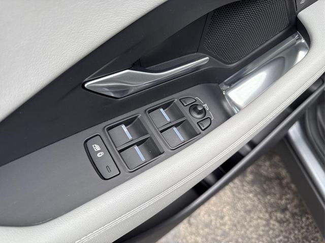 Photo of 2024 Eiger Gray Metallic Jaguar E-PACE