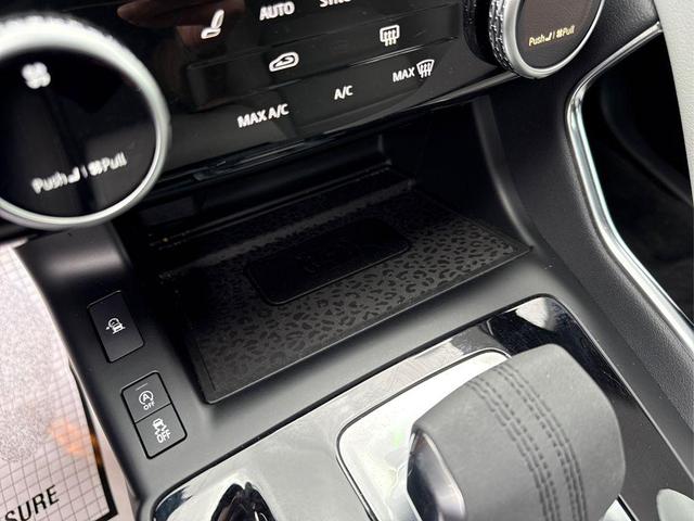 Photo of 2024 Eiger Gray Metallic Jaguar E-PACE