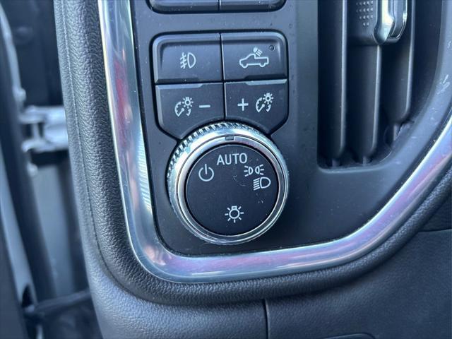 Photo of 2022 Quicksilver Metallic GMC Sierra 1500