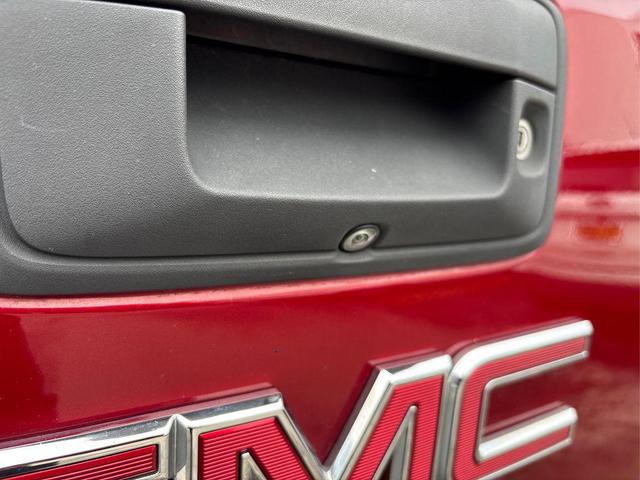 Photo of 2019 Red Quartz Tintcoat GMC Canyon