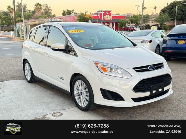 Photo of 2017 White Ford C-Max Energi
