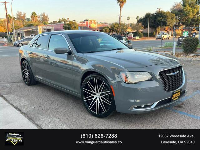 2018 Chrysler 300