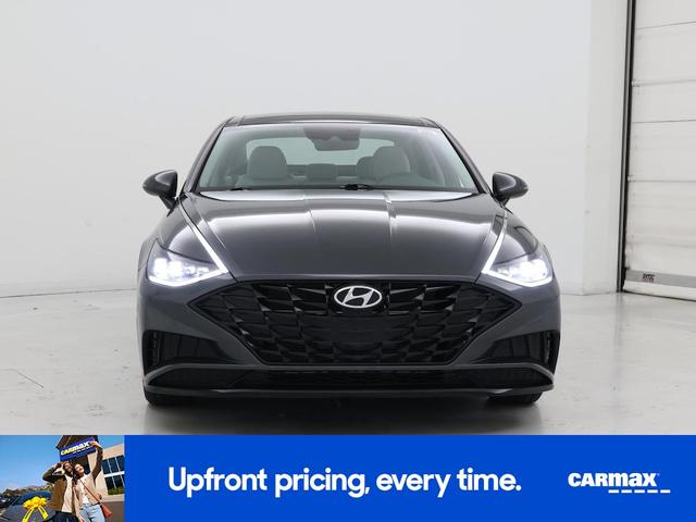 Photo of 2023 Gray Hyundai SONATA