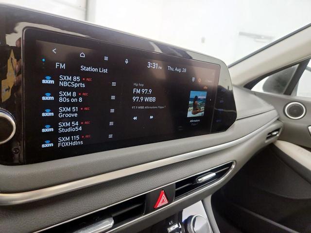 Photo of 2023 Gray Hyundai SONATA