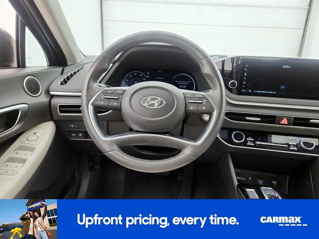 Photo of 2023 Gray Hyundai SONATA