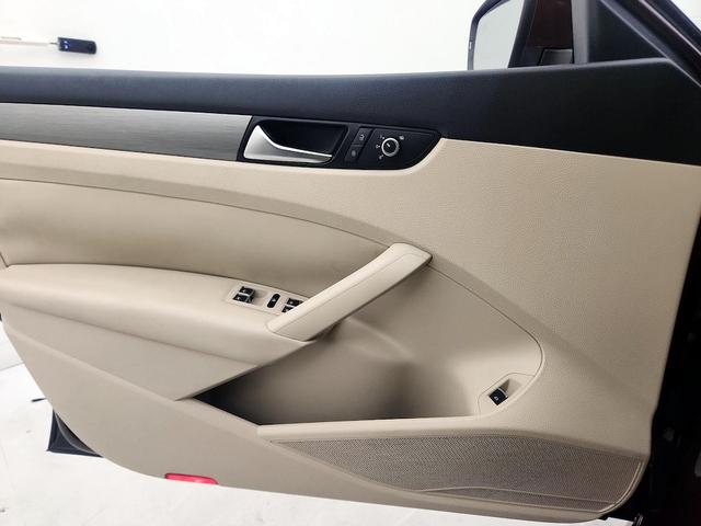 Photo of 2014 Burgundy Volkswagen Passat